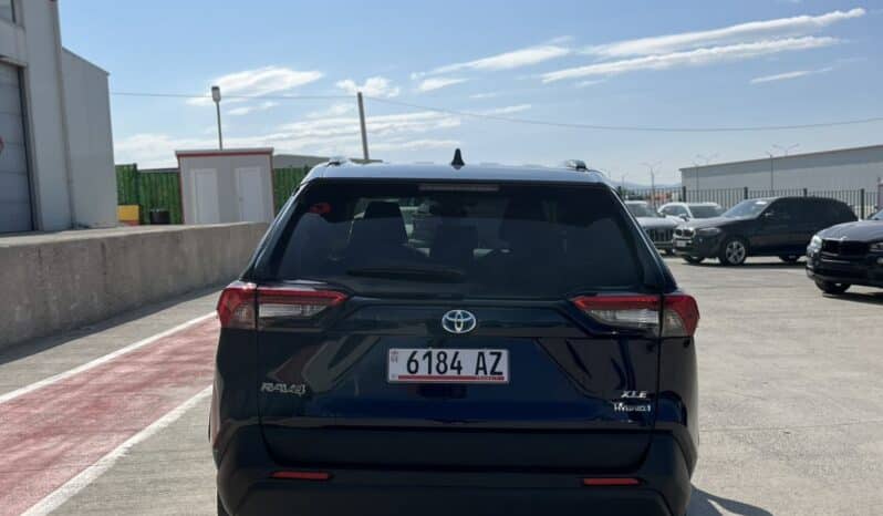
								TOYOTA RAV 4 XLE full									
