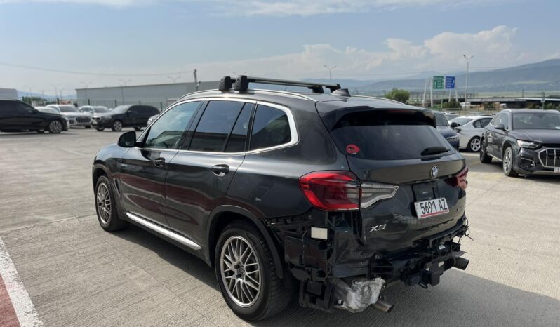 
								BMW X3 full									