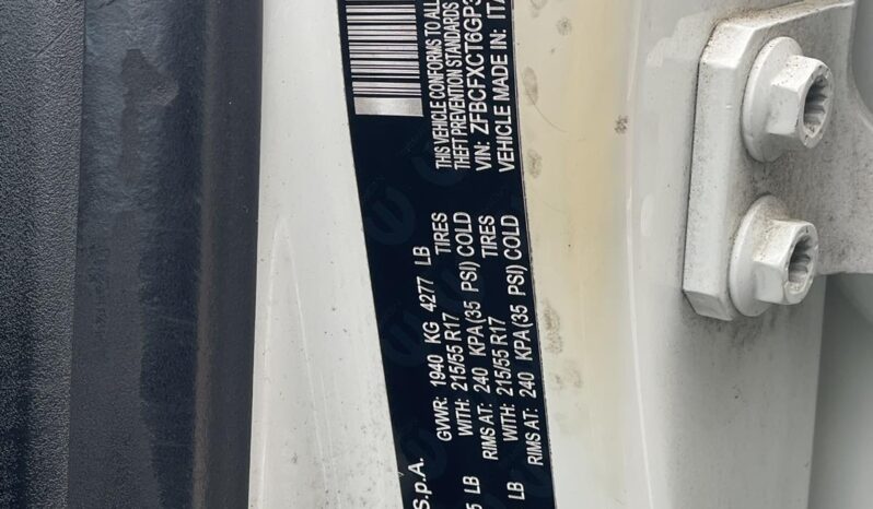 
								fiat 500x full									