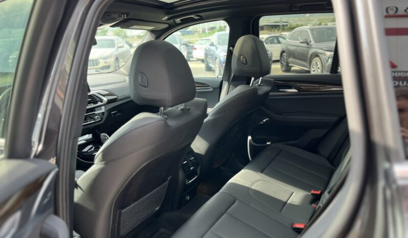 
								BMW X3 full									