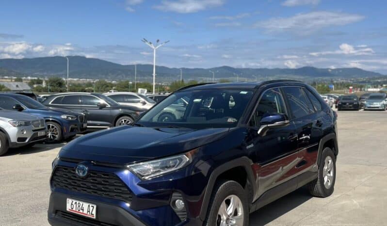 
								TOYOTA RAV 4 XLE full									