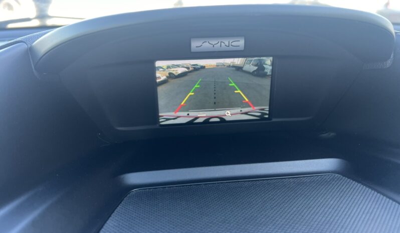 
								ford escape full									