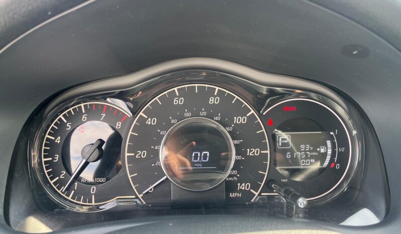
								nissan versa full									