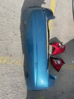 
										nissan versa full									