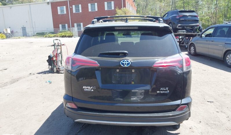 
								TOYOTA RAV4 full									