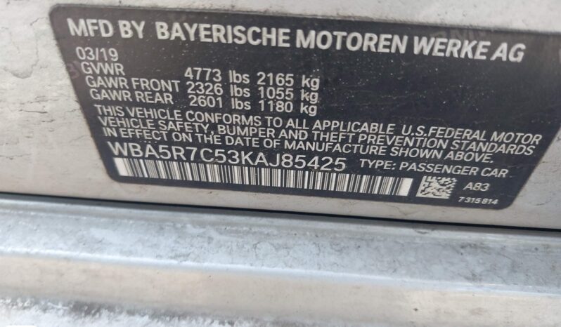 
								BMW 330 full									