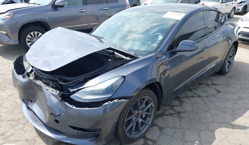 
								TESLA MODEL 3 full									