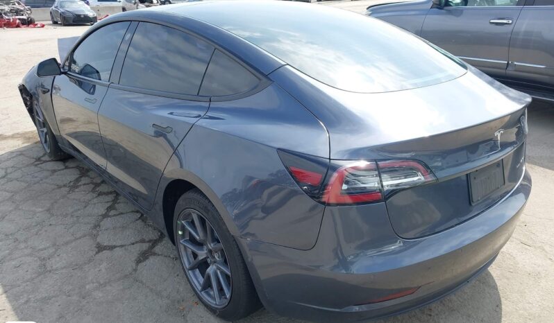 
								TESLA MODEL 3 full									