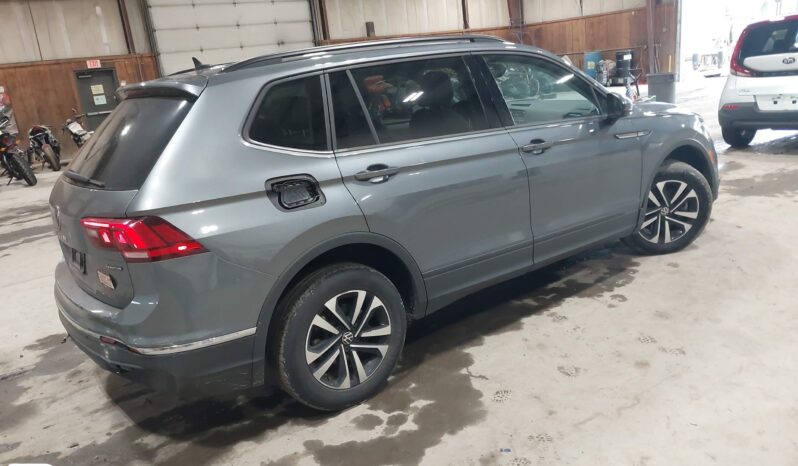 
								VOLKSWAGEN TIGUAN full									