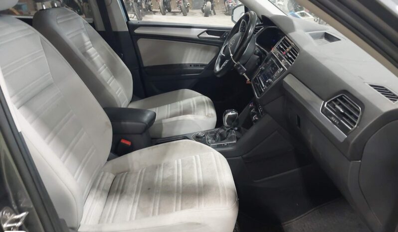 
								VOLKSWAGEN TIGUAN full									