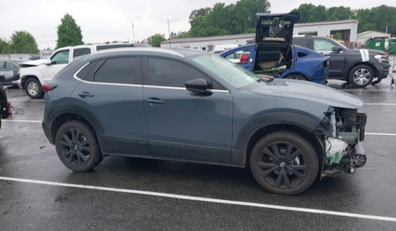 
								MAZDA CX-30 full									