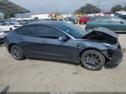 
										TESLA MODEL 3 full									