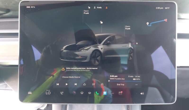 
								TESLA MODEL 3 full									