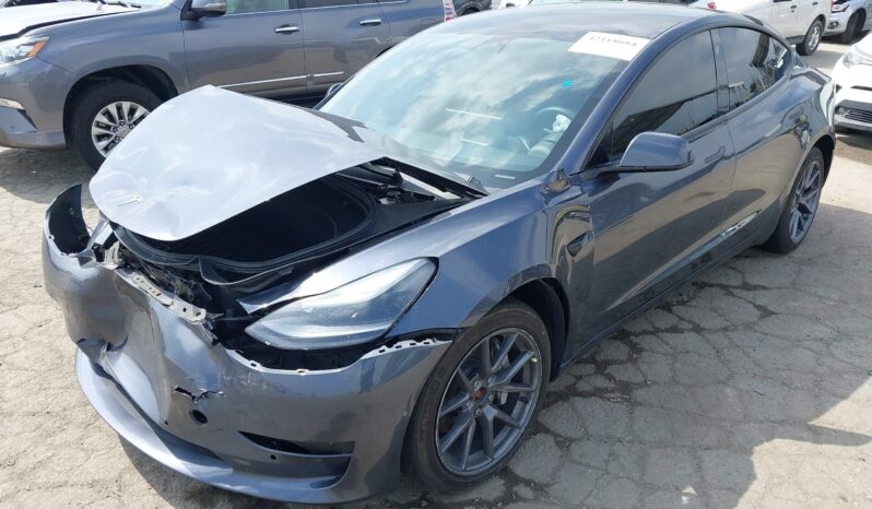 
								TESLA MODEL 3 full									