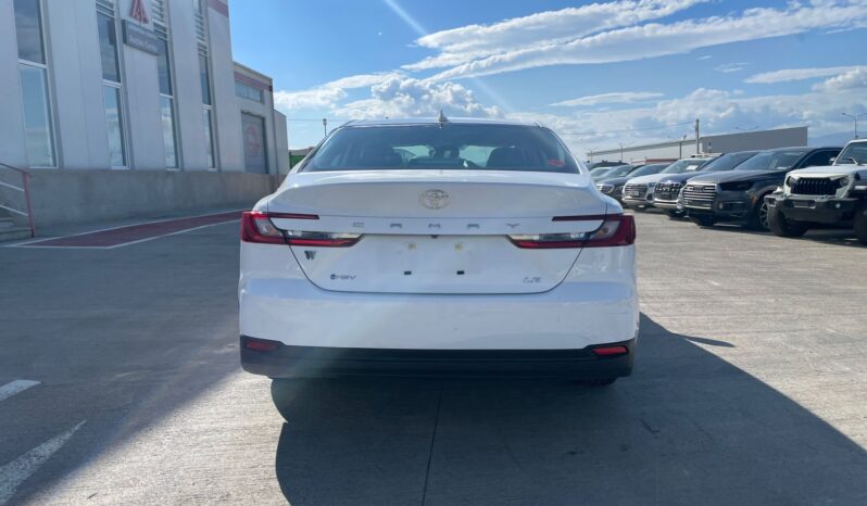 
								Toyota Camry full									