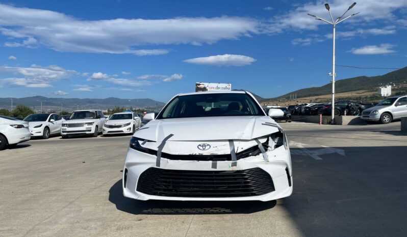 
								Toyota Camry full									