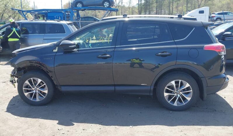 
								TOYOTA RAV4 full									