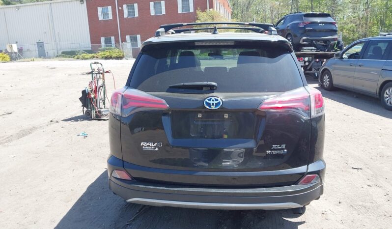 
								TOYOTA RAV4 full									