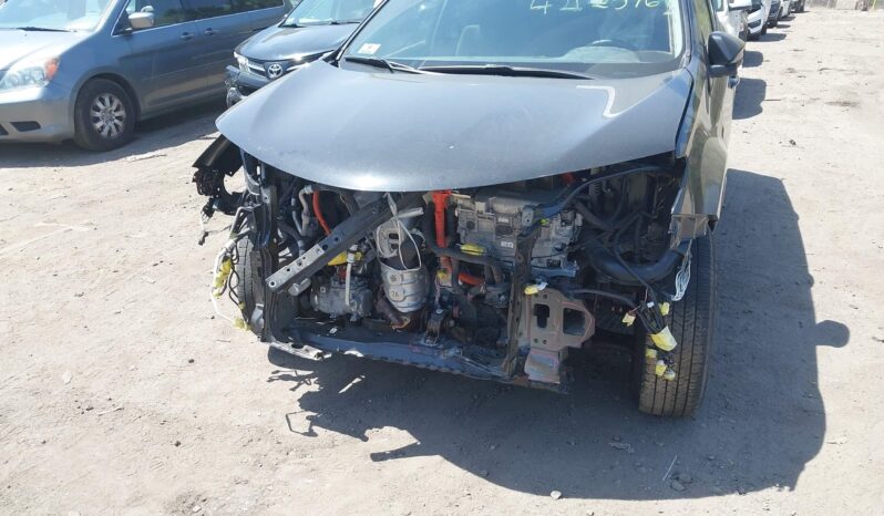 
								TOYOTA RAV4 full									