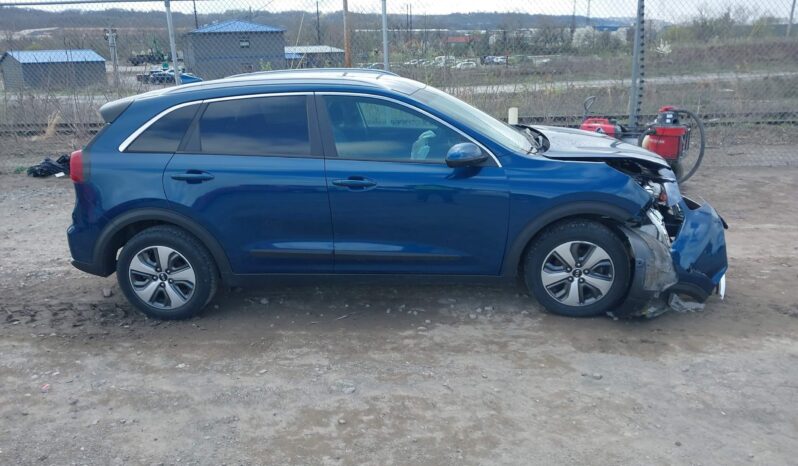 
								KIA NIRO full									