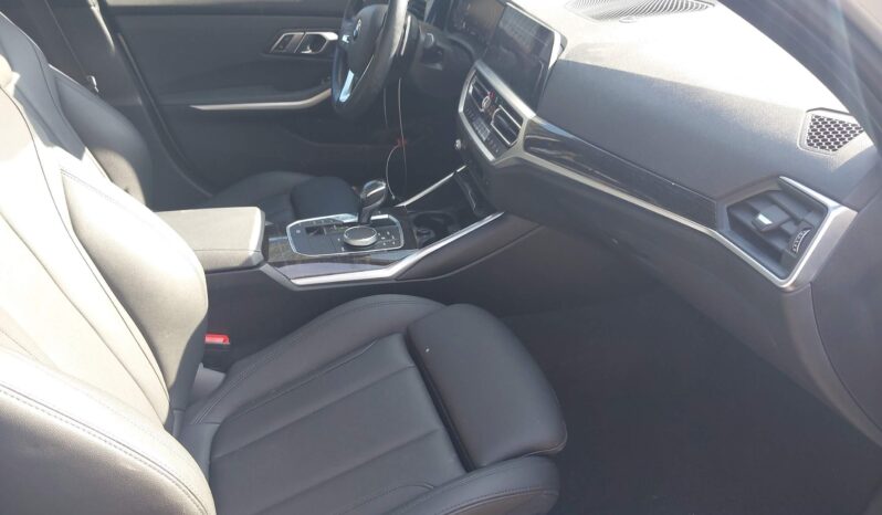 
								BMW 330 full									