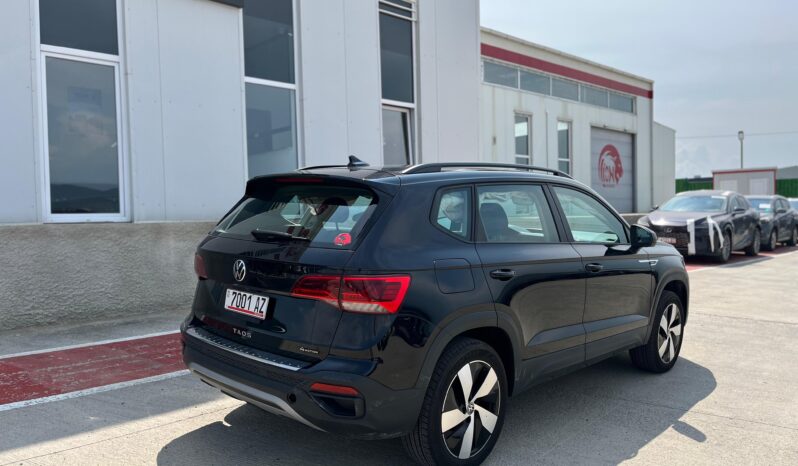 
								VOLKSWAGEN TAOS full									