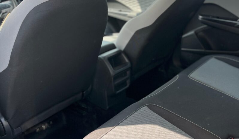 
								VOLKSWAGEN TAOS full									