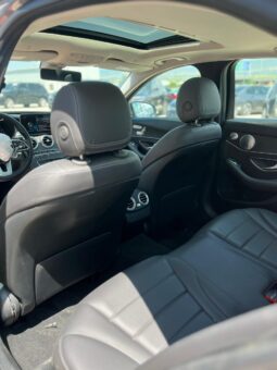 
										Mercedes-Benz C300 full									