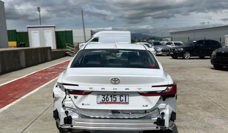 
								Toyota Camry full									