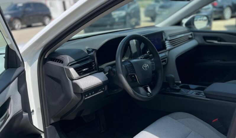 
								Toyota Camry full									