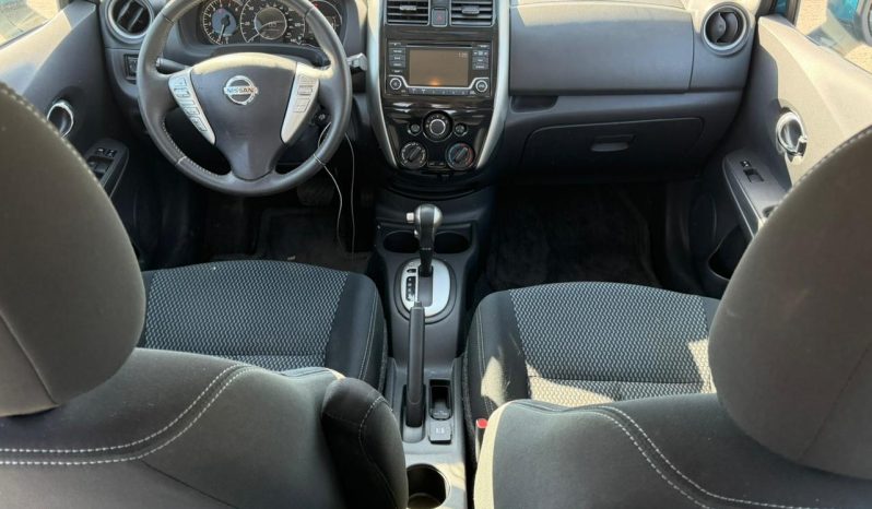 
								nissan versa full									