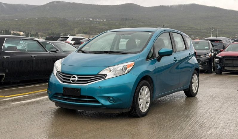 
								nissan versa full									