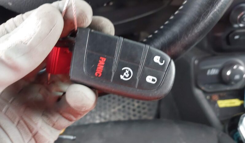 
								JEEP RENEGADE full									