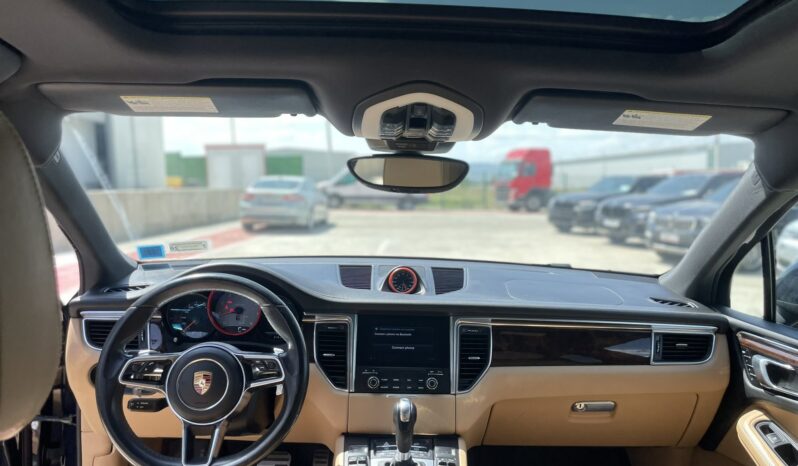 
								PORSCHE MACAN S full									
