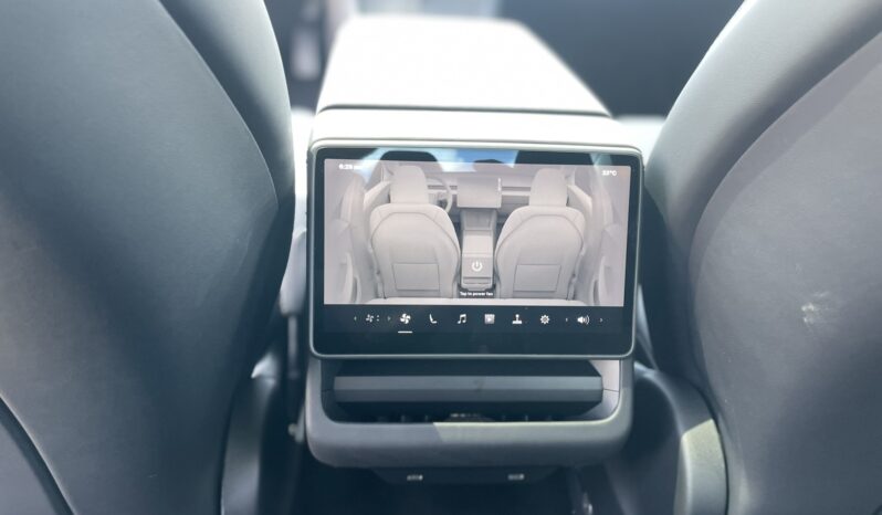 
								TESLA MODEL 3 full									
