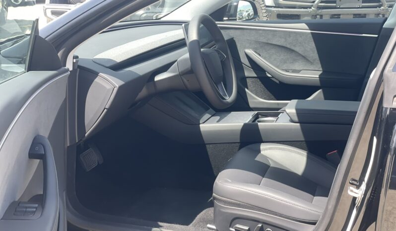 
								TESLA MODEL 3 full									