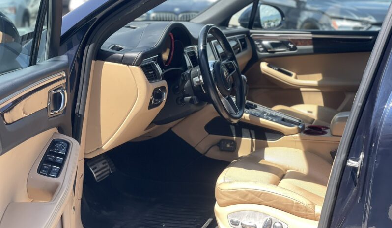 
								PORSCHE MACAN S full									