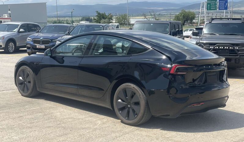 
								TESLA MODEL 3 full									