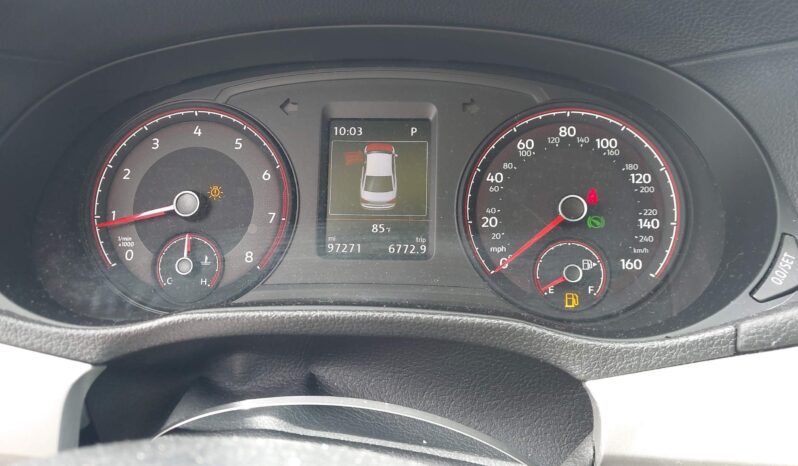 
								VOLKSWAGEN PASSAT full									