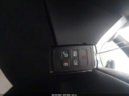 
										JAGUAR XE full									