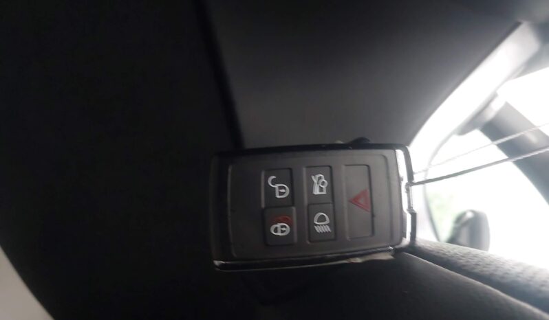 
								JAGUAR XE full									