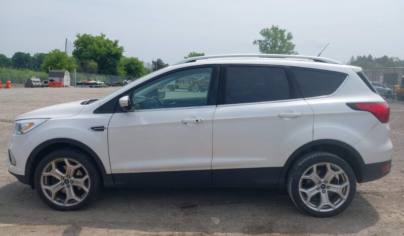 
								FORD ESCAPE full									
