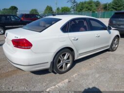 VOLKSWAGEN PASSAT