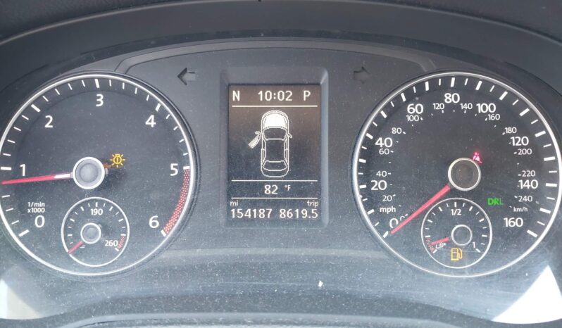 
								VOLKSWAGEN PASSAT full									