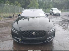 JAGUAR XE