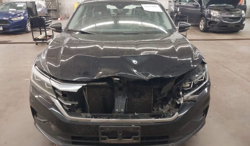 
								VOLKSWAGEN PASSAT full									