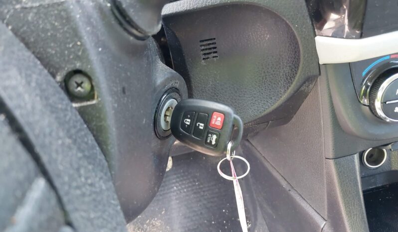 
								Toyota Corolla full									