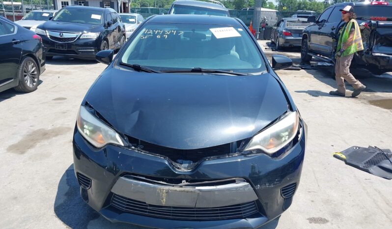
								Toyota Corolla full									
