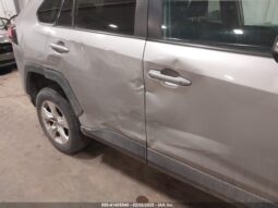 
										Toyota RAV4 full									