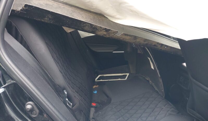
								Toyota RAV4 Xle full									